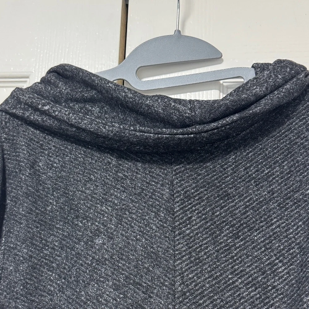 Iz Byer Black Cowl-Neck Draped Tunic Sweater - Picture 6 of 7